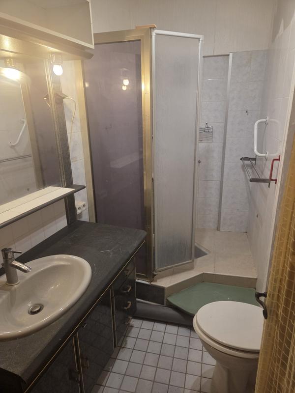 Appartement - 85 m² - 5 pièces