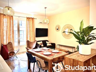 Chambre - 11 m² - 1 pièce