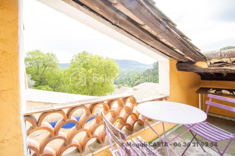 Demeure - 160 m² - 6 pièces