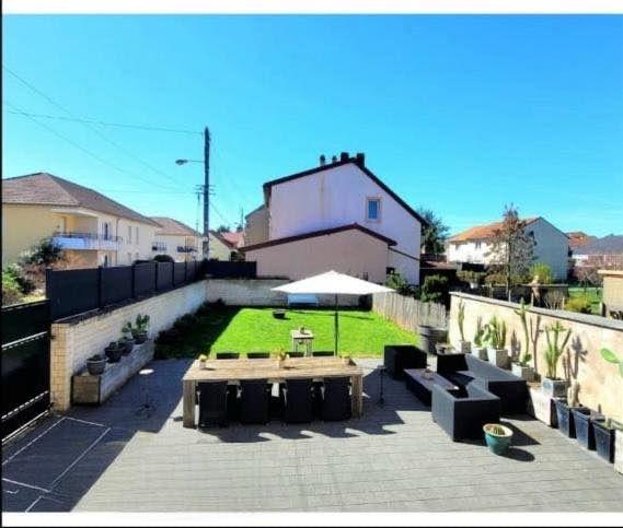 Maison de ville - 148 m² - 5 pièces