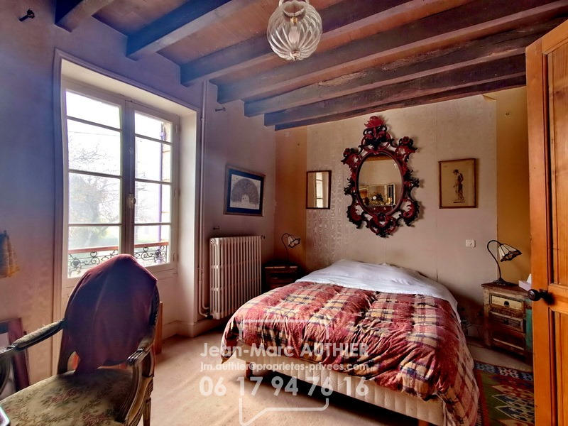 Maison - 293 m² - 9 pièces