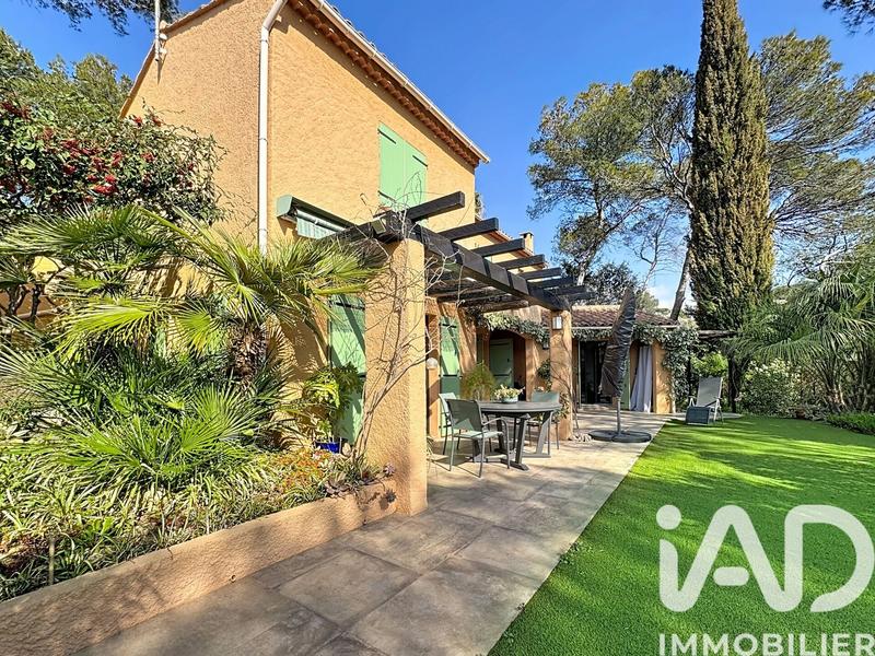 Maison - 135 m² - 6 pièces