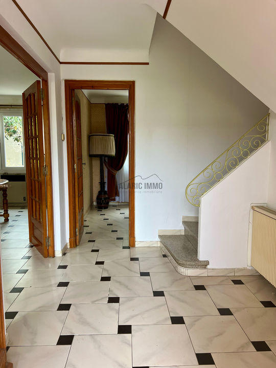 Maison traditionnelle - 97 m² - 5 pièces