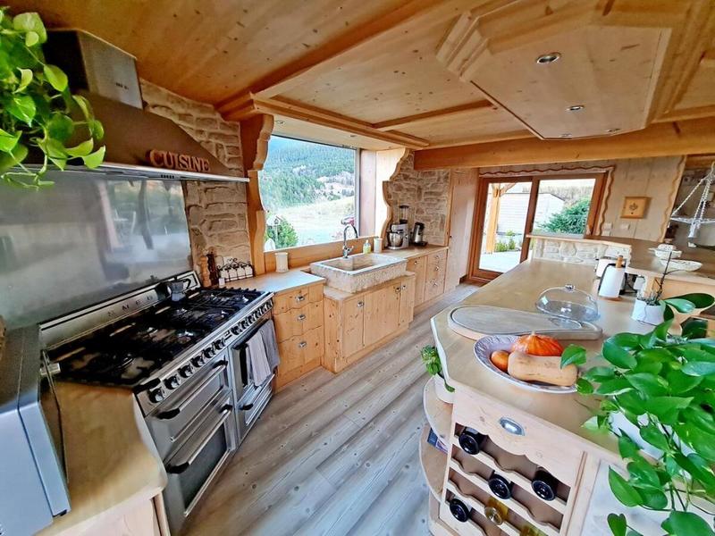 Châlet - 218 m² - 11 pièces