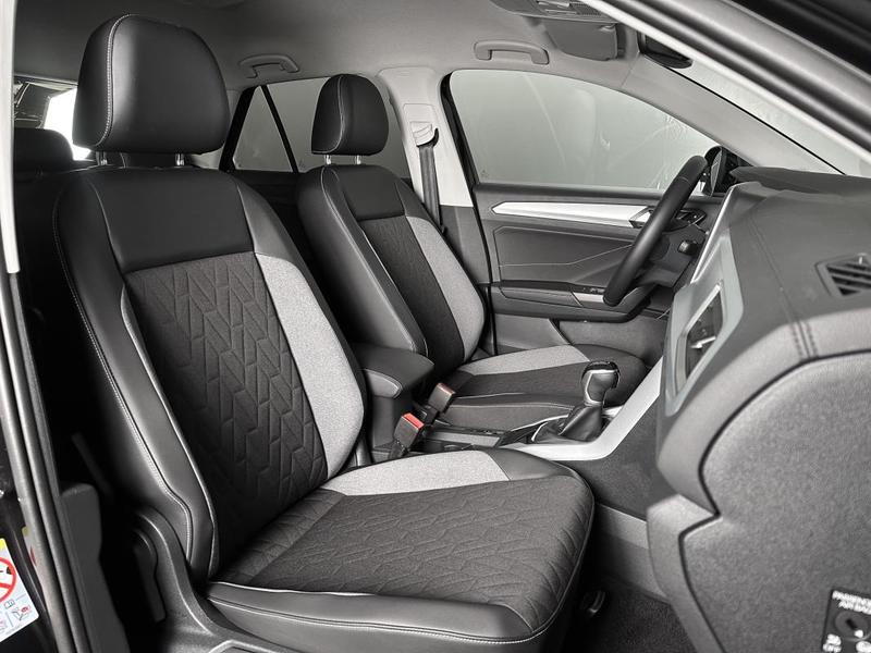 Volkswagen t-Roc Goal 2.0 Tdi 150ch Dsg Ja17p Digital Cockpit Sieges Chauff Carplay Attelage Camera