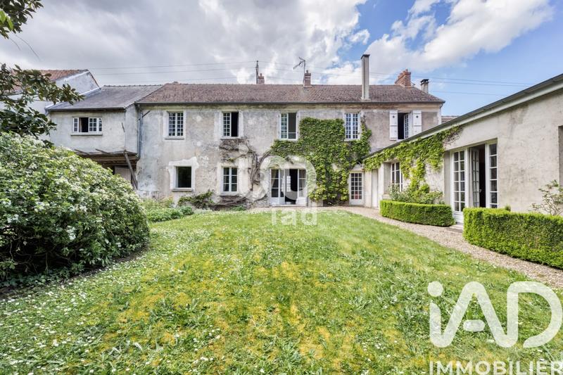 Maison - 283 m² - 8 pièces