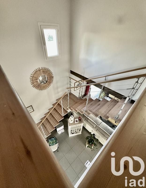 Maison - 180 m² - 10 pièces