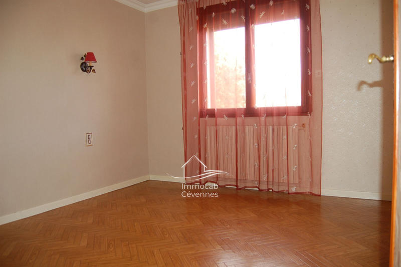 Villa - 168 m² - 6 pièces