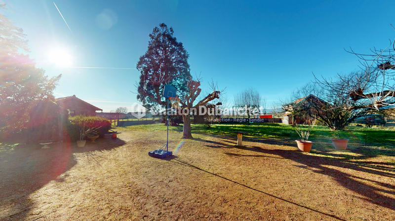 Maison - 160 m² - 5 pièces