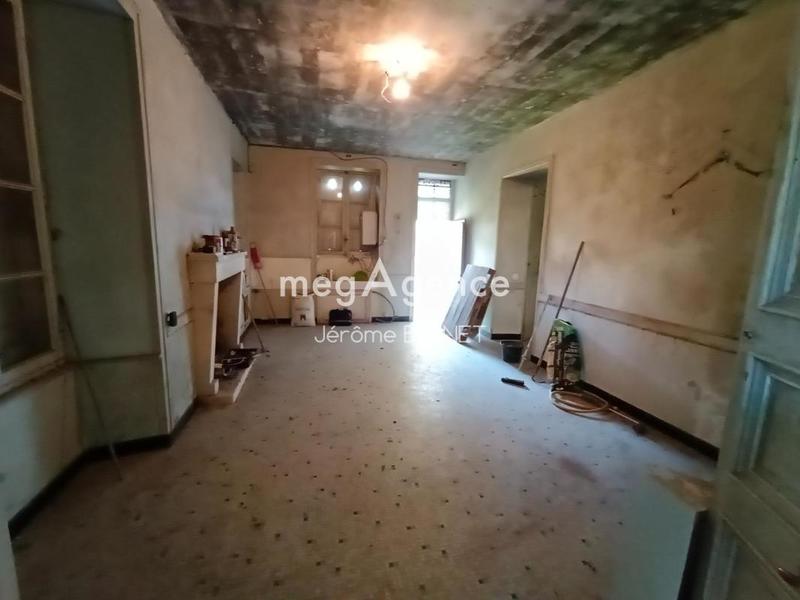 Maison - 400 m² - 16 pièces