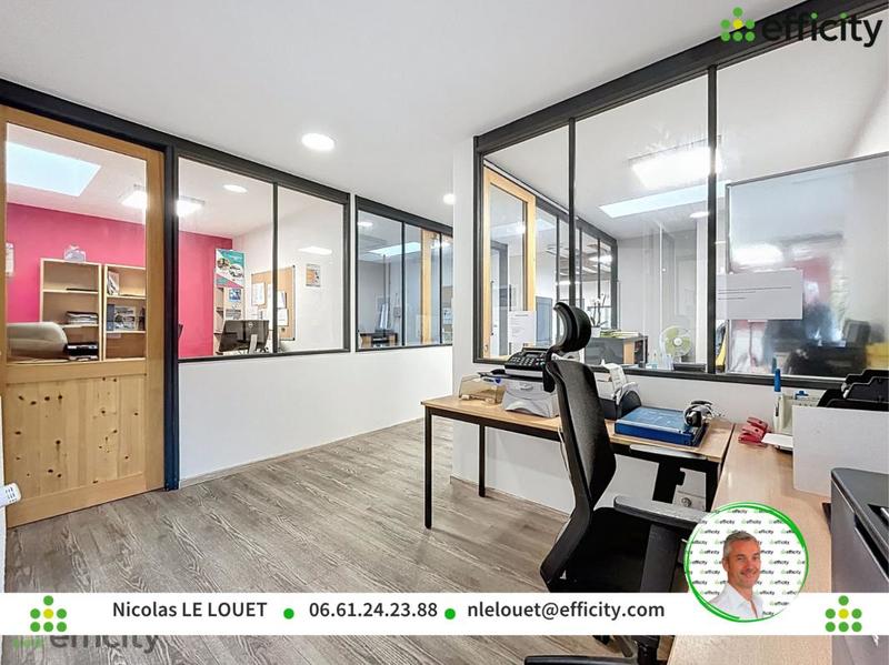 Bureau - 276 m² - 18 pièces