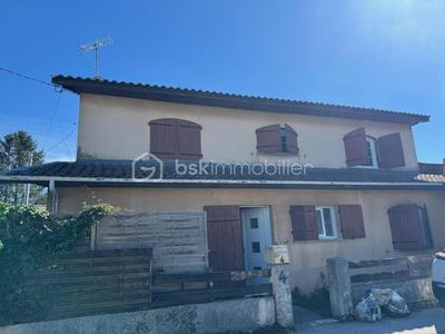 Maison - 105 m² - 5 pièces