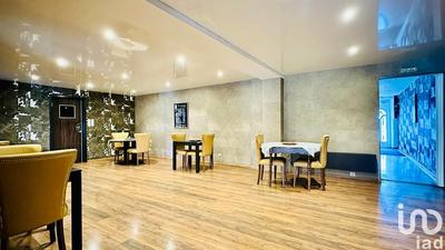 Local commercial - 464 m²