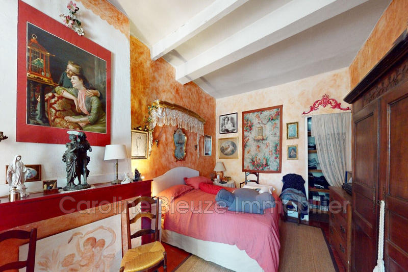 Maison - 354 m² - 10 pièces