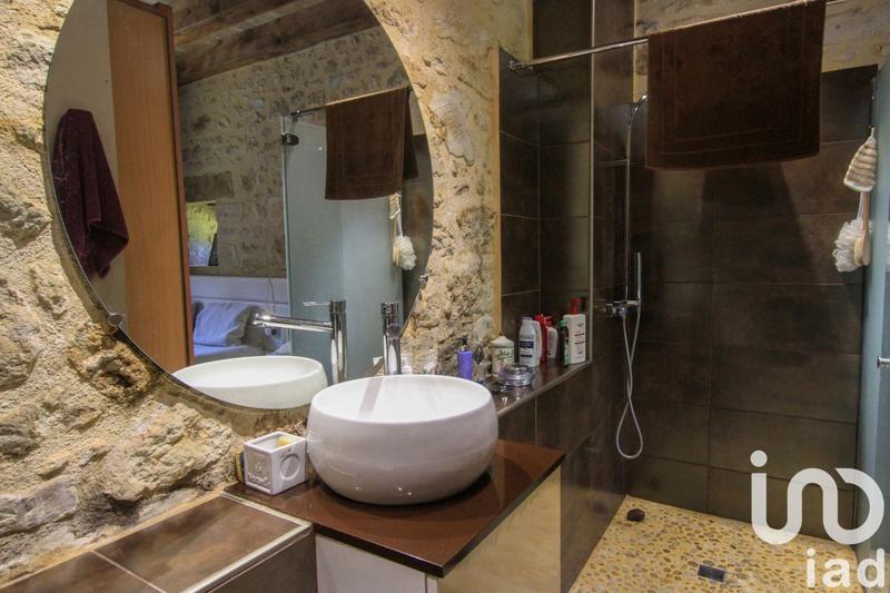 Maison - 180 m² - 7 pièces