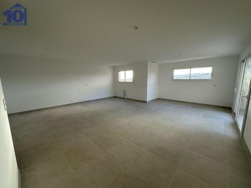 Maison - 98 m² - 4 pièces