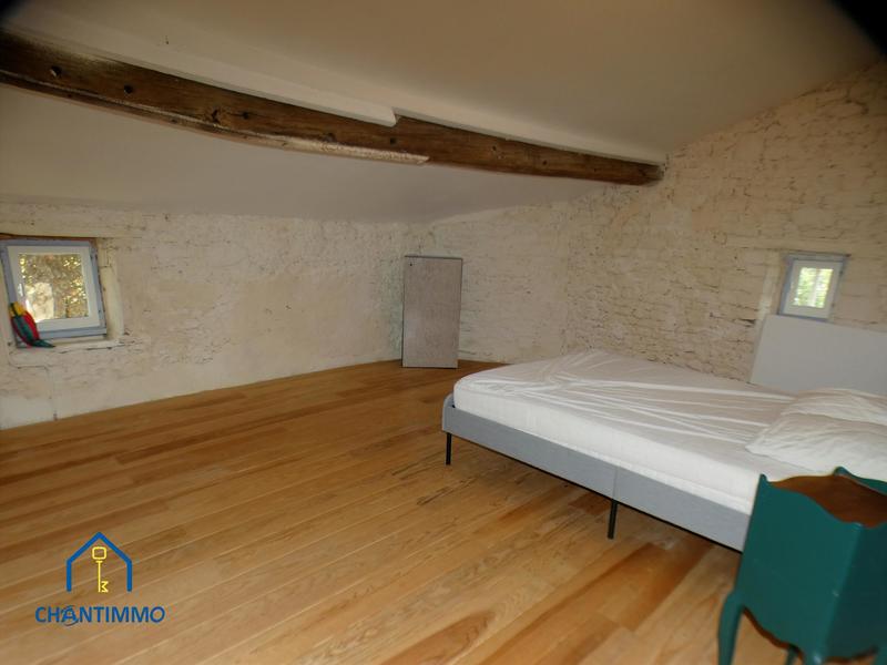 Maison - 210 m² - 6 pièces