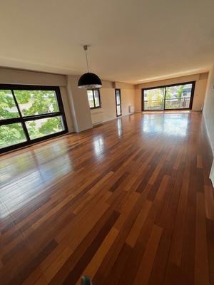 Appartement - 170 m² - 5 pièces