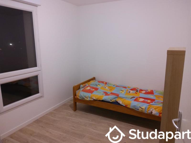 Chambre - 12 m² - 1 pièce