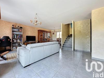 Maison - 111 m² - 5 pièces