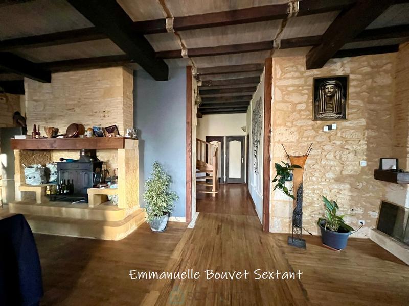 Maison en pierre - 173 m² - 6 pièces
