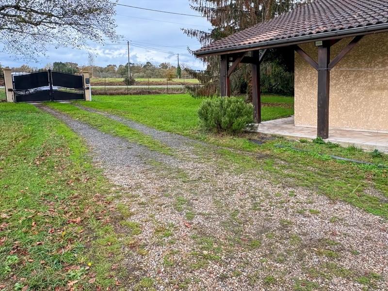 Maison traditionnelle - 90 m² - 5 pièces