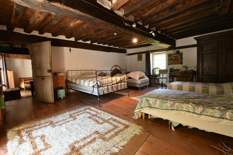 Maison - 258 m² - 10 pièces