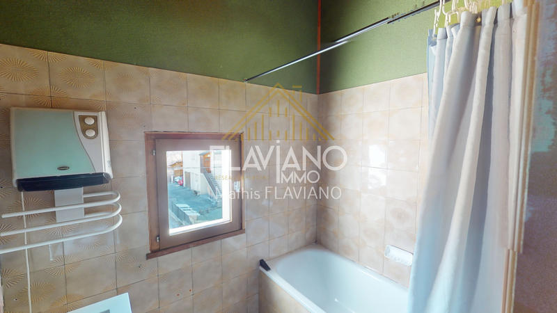 Maison - 234 m² - 11 pièces