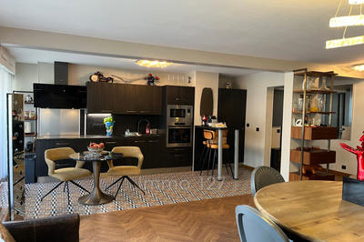 Appartement - 128 m² - 4 pièces