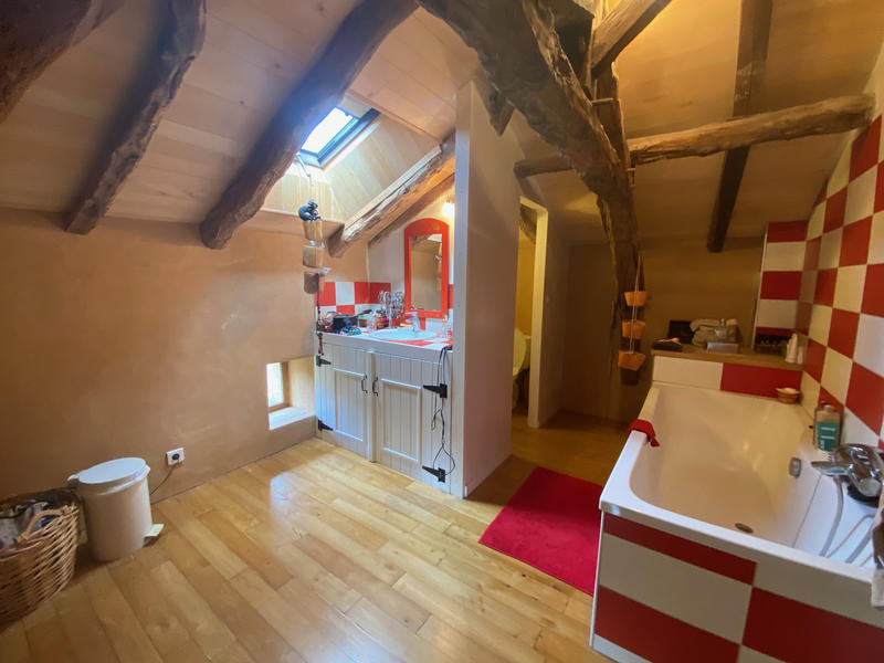 Maison - 141 m² - 7 pièces