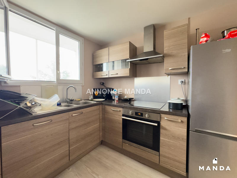 Chambre - 10 m² - 5 pièces