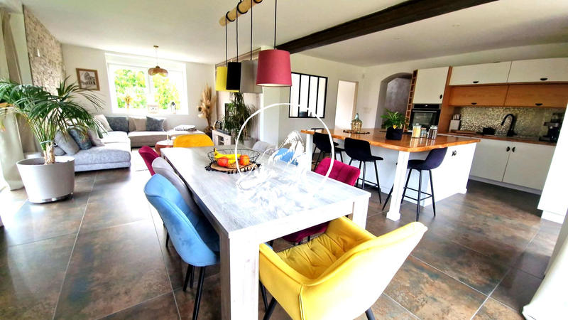 Maison - 193 m² - 7 pièces
