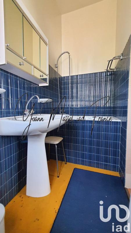 Maison - 233 m² - 9 pièces