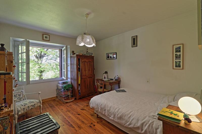 Maison - 151 m² - 8 pièces