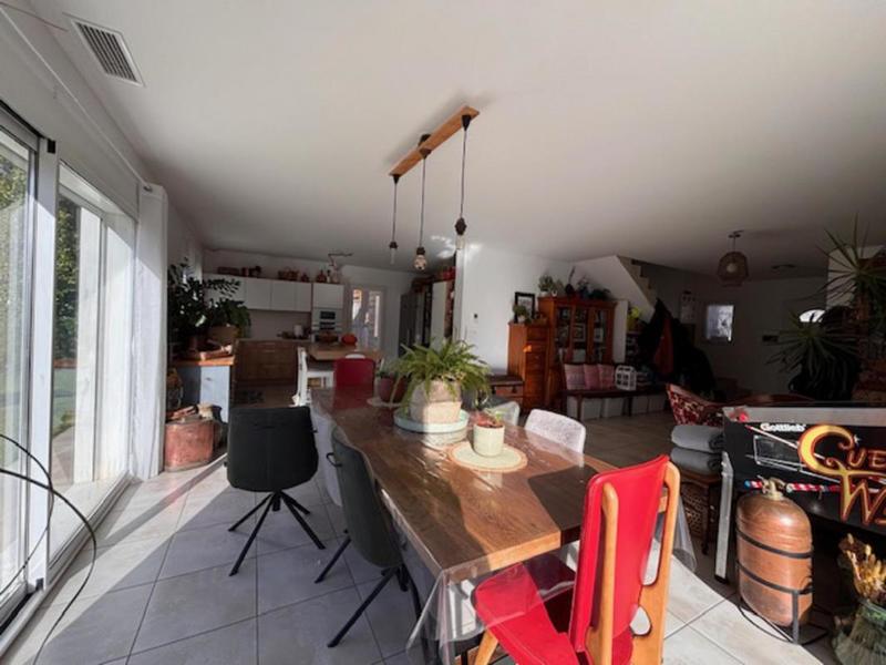 Villa - 200 m² - 7 pièces