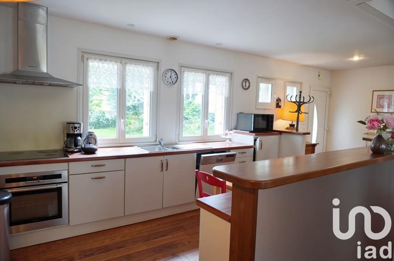 Maison - 168 m² - 8 pièces