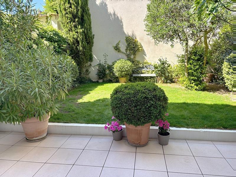 Maison de ville - 205 m² - 7 pièces