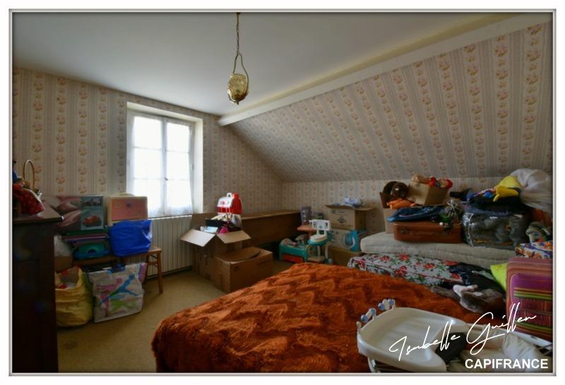 Maison - 98 m² - 5 pièces