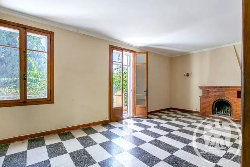 Appartement - 158 m² - 8 pièces