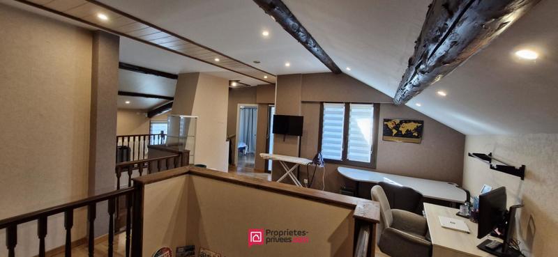 Maison - 138 m² - 6 pièces