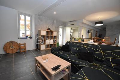 Maison de village - 150 m² - 6 pièces