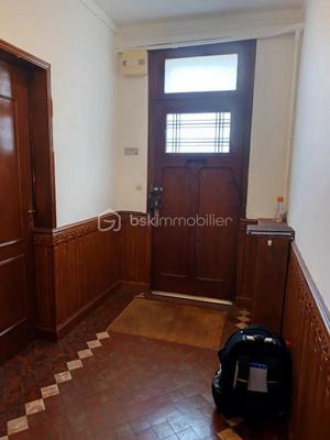 Immeuble - 111 m² - 8 pièces