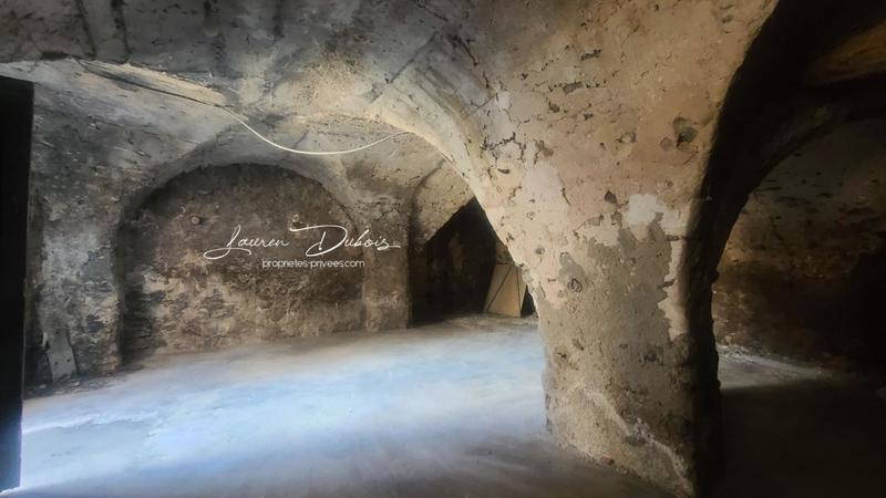 Grange - 100 m² - 2 pièces