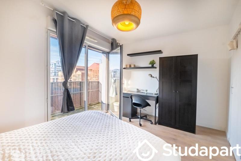 Chambre - 10 m² - 1 pièce