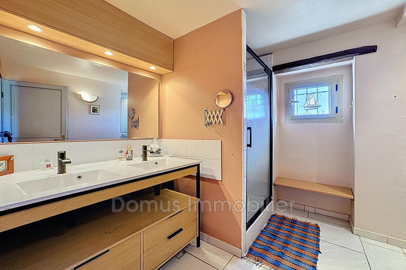 Maison - 197 m² - 8 pièces