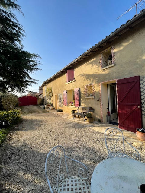 Longère - 146 m² - 6 pièces