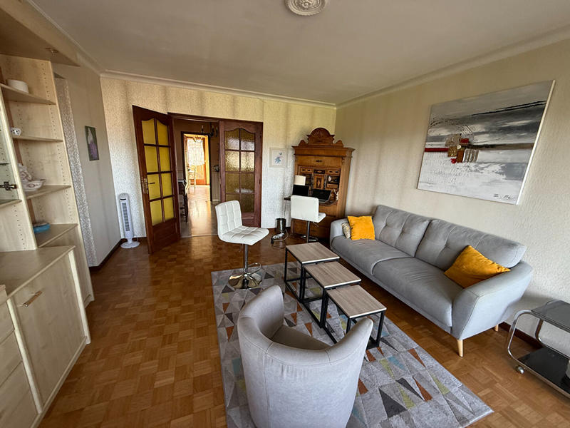 Appartement - 77 m² - 3 pièces