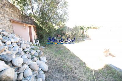 Maison traditionnelle - 300 m² - 6 pièces