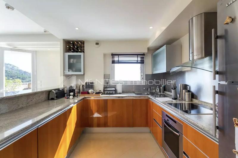 Appartement villa - 108 m² - 4 pièces