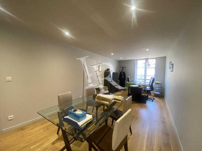 Bureau - 85 m² - 3 pièces